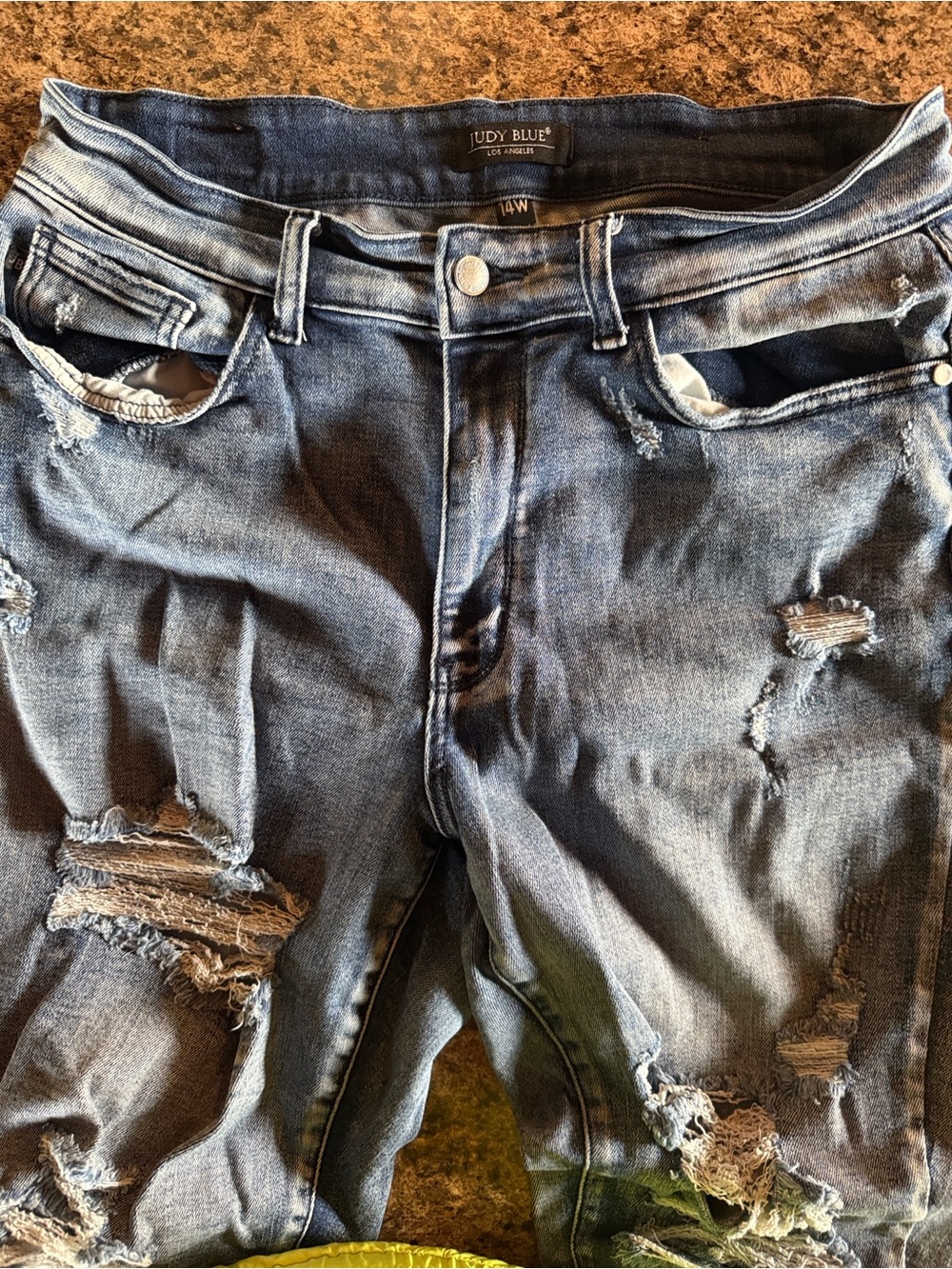 Judy Blue Medium Wash Ripped Jeans